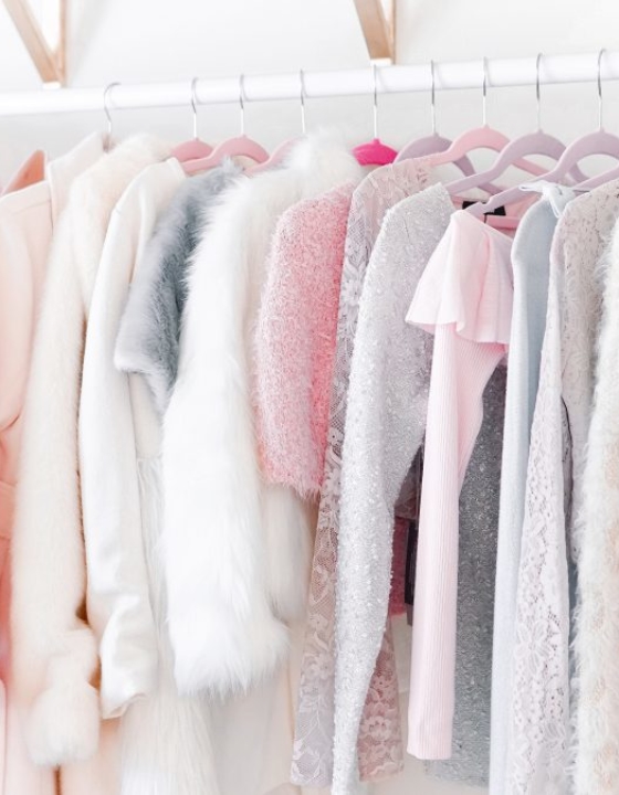 Horizontal Post With Review Features