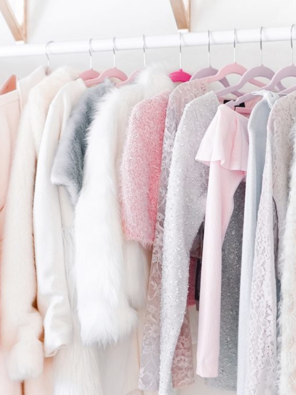 Horizontal Post With Review Features