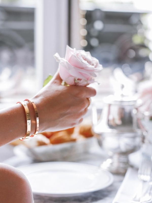 Grid Gallery Post Type With Review